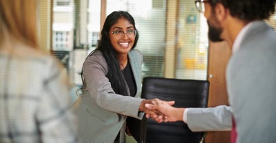 What to expect when meeting a recruiter for an...