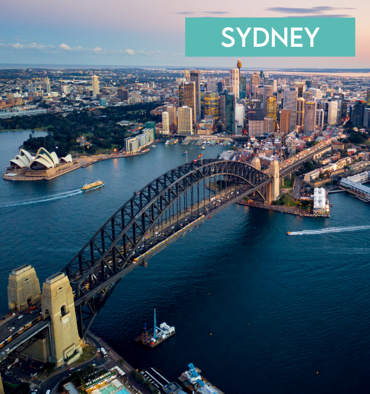 sydney harbour bridge by night